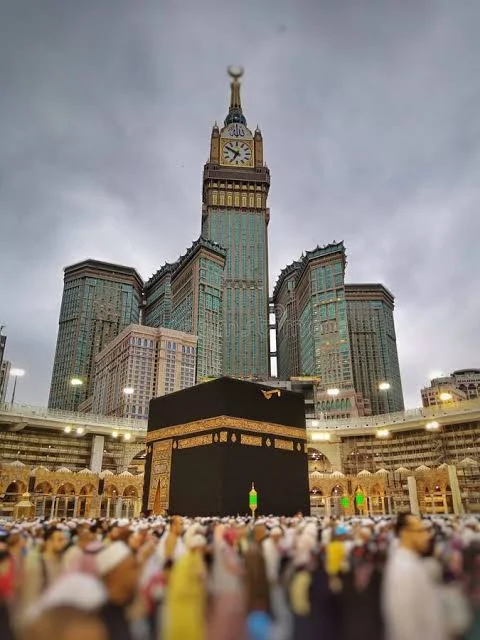 7 Nights 4 Star December Umrah Package