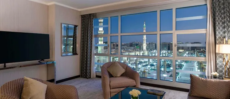 3 Star 14 Nights January Umrah Package